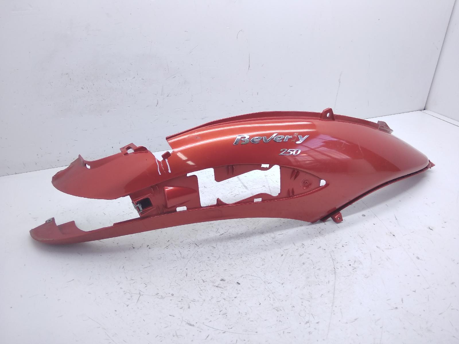 Piaggio beverly rst 250 carena fiancata posteriore destra - crepa 2004 2005 m28500