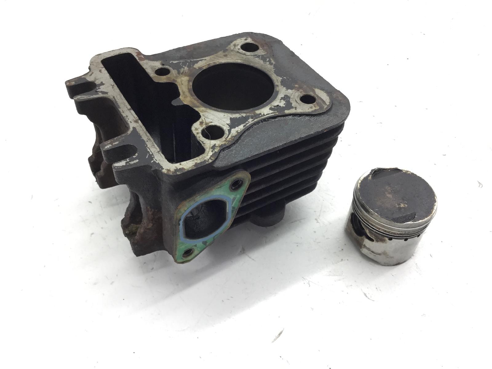 Piaggio liberty 4t rst 50 cilindro e pistone 2004 2004 c42200