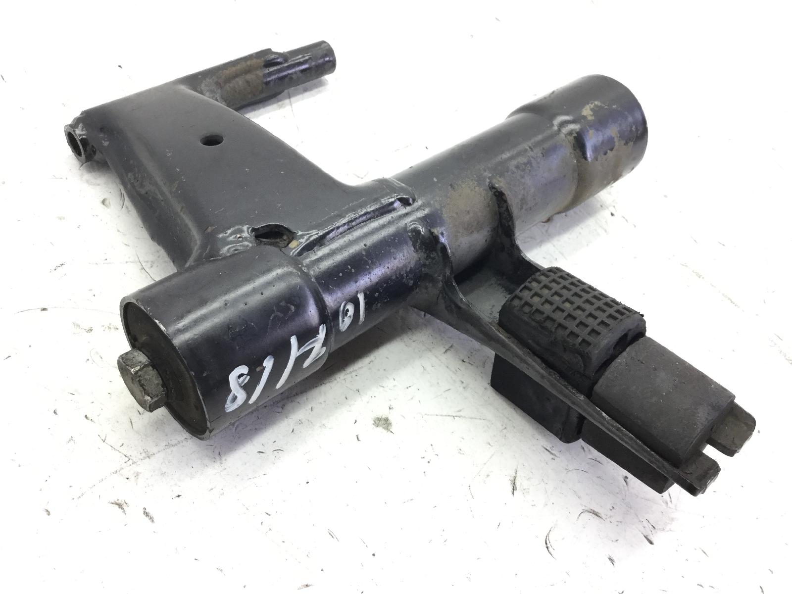 Piaggio liberty 4t rst 50 staffa supporto motore 2004 2004 c42200