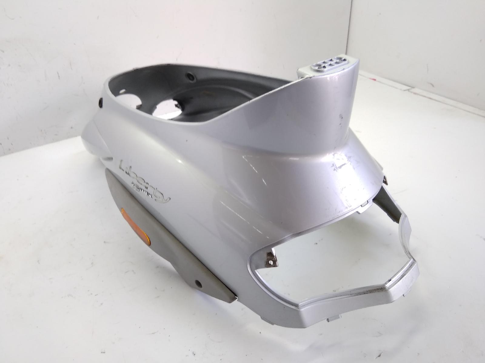 Piaggio liberty 4t rst 50 carena fiancate coda codone posteriore 2004 2004 c42200
