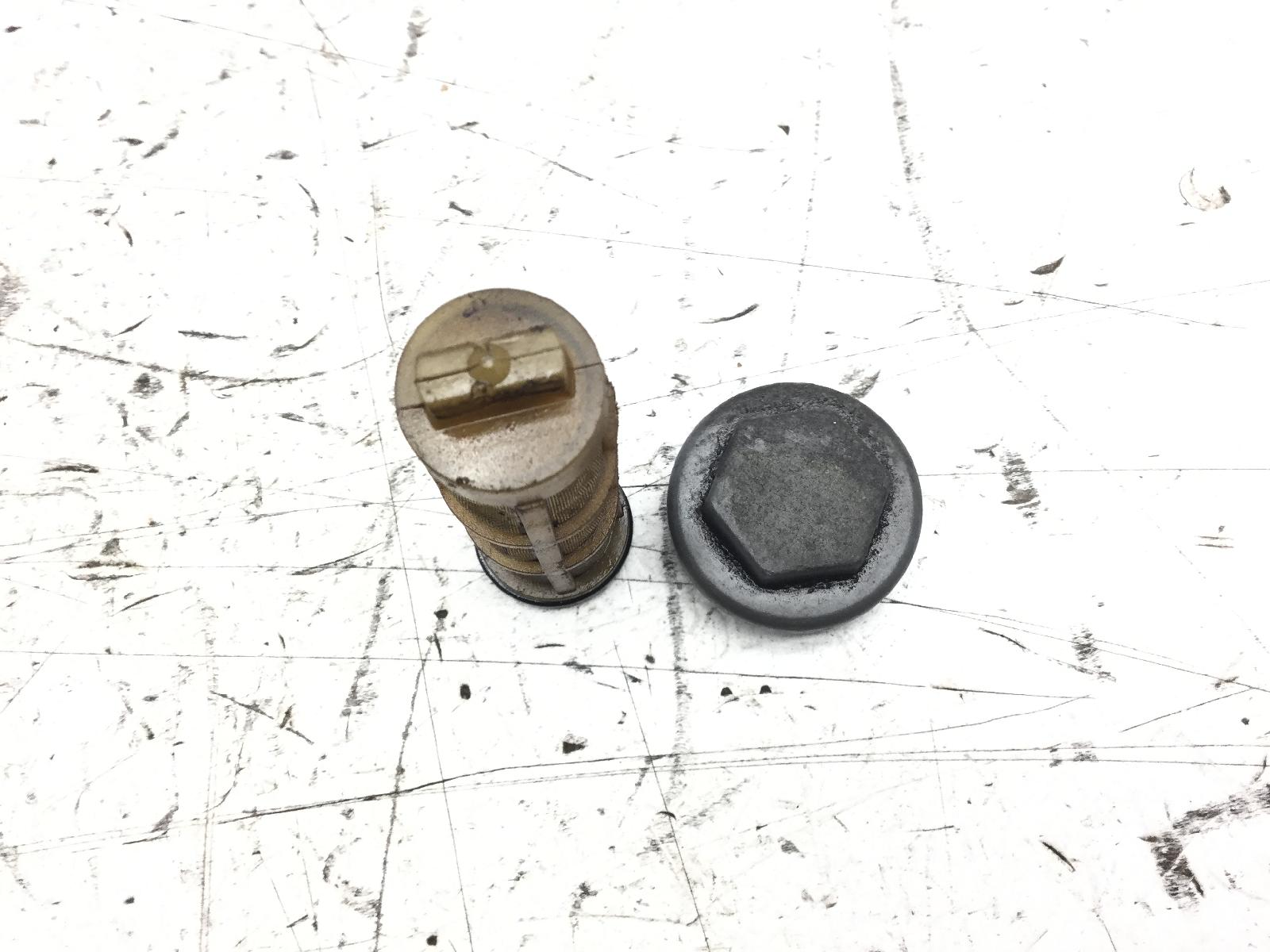 Piaggio liberty 4t rst 50 tappo spurgo olio motore e accessorio 2004 2004 c42200
