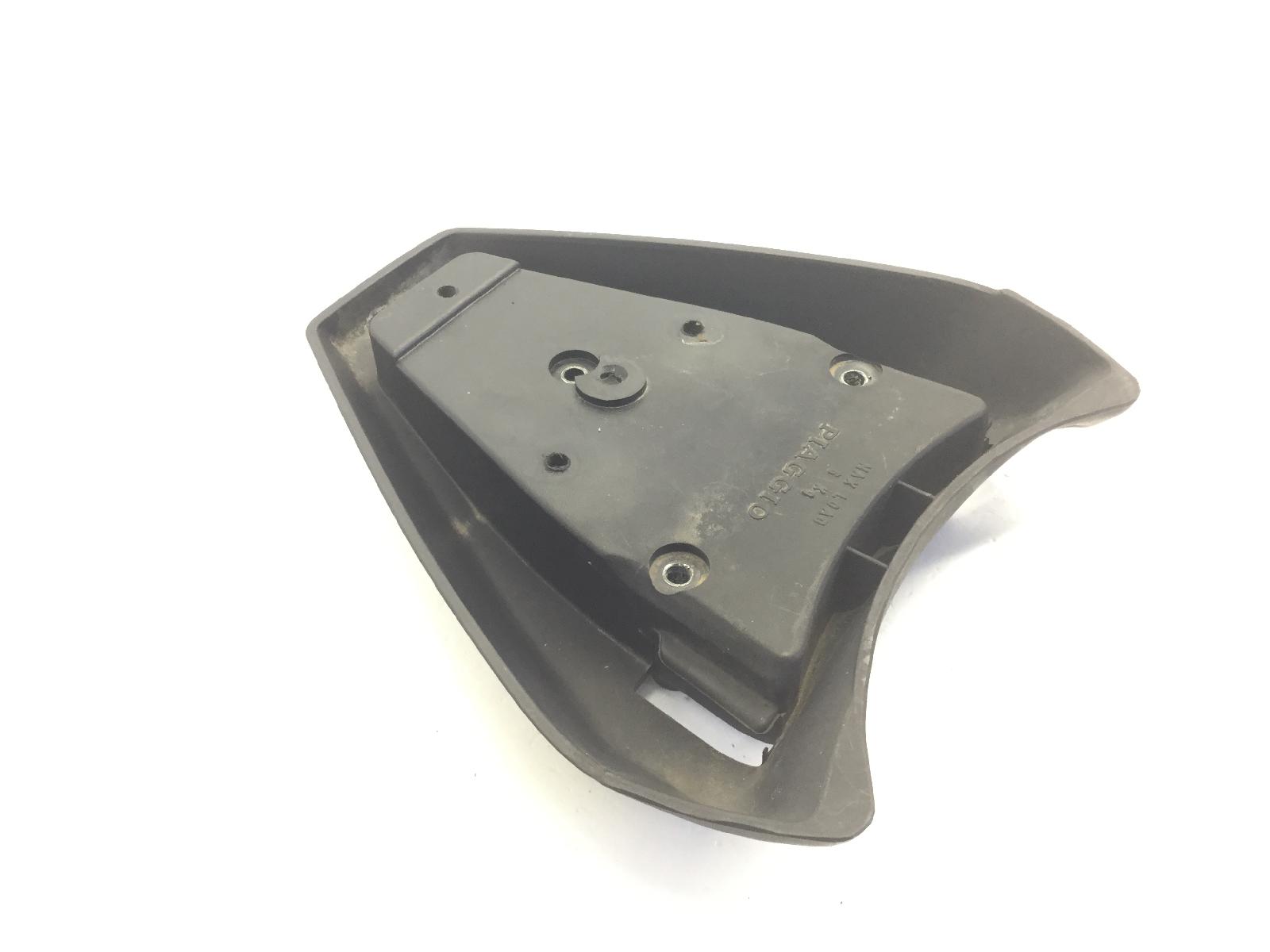 Piaggio liberty 4t rst 50 piastra supporto bauletto 2004 2004 c42200