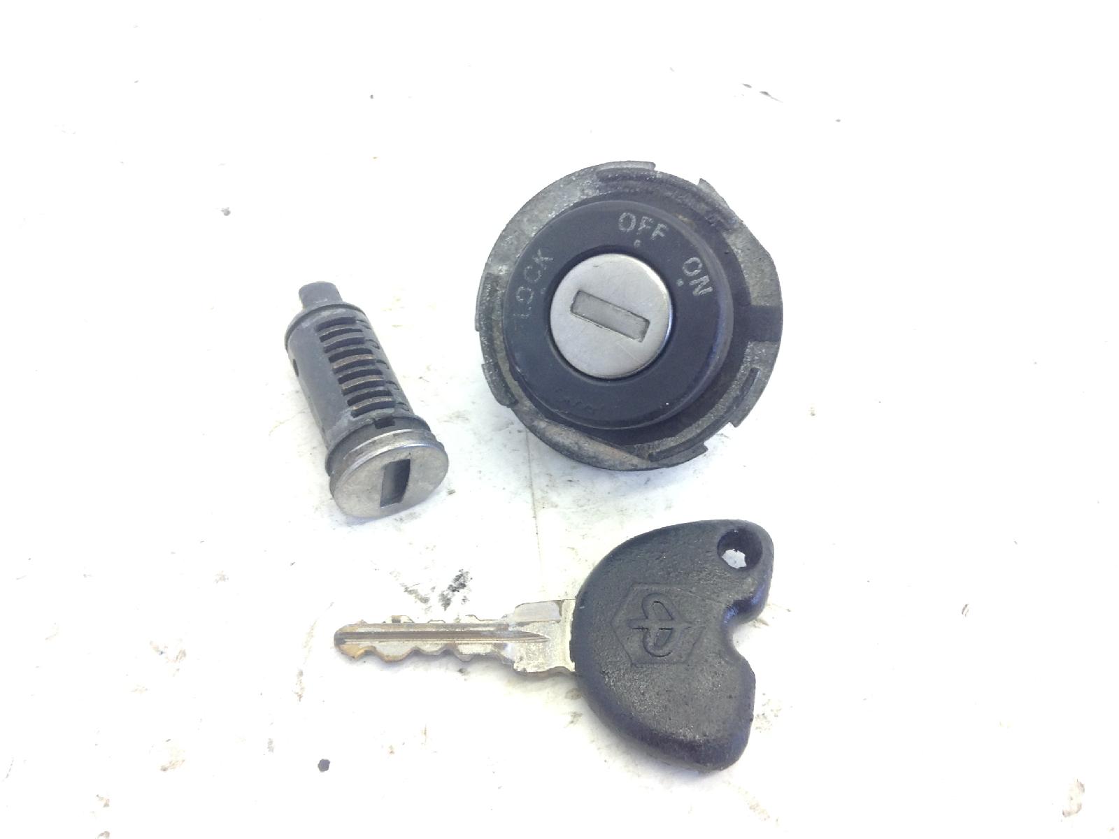 Piaggio liberty 4t rst 50 blocchetto accensione chiave e serratura 2004 2004 c42200