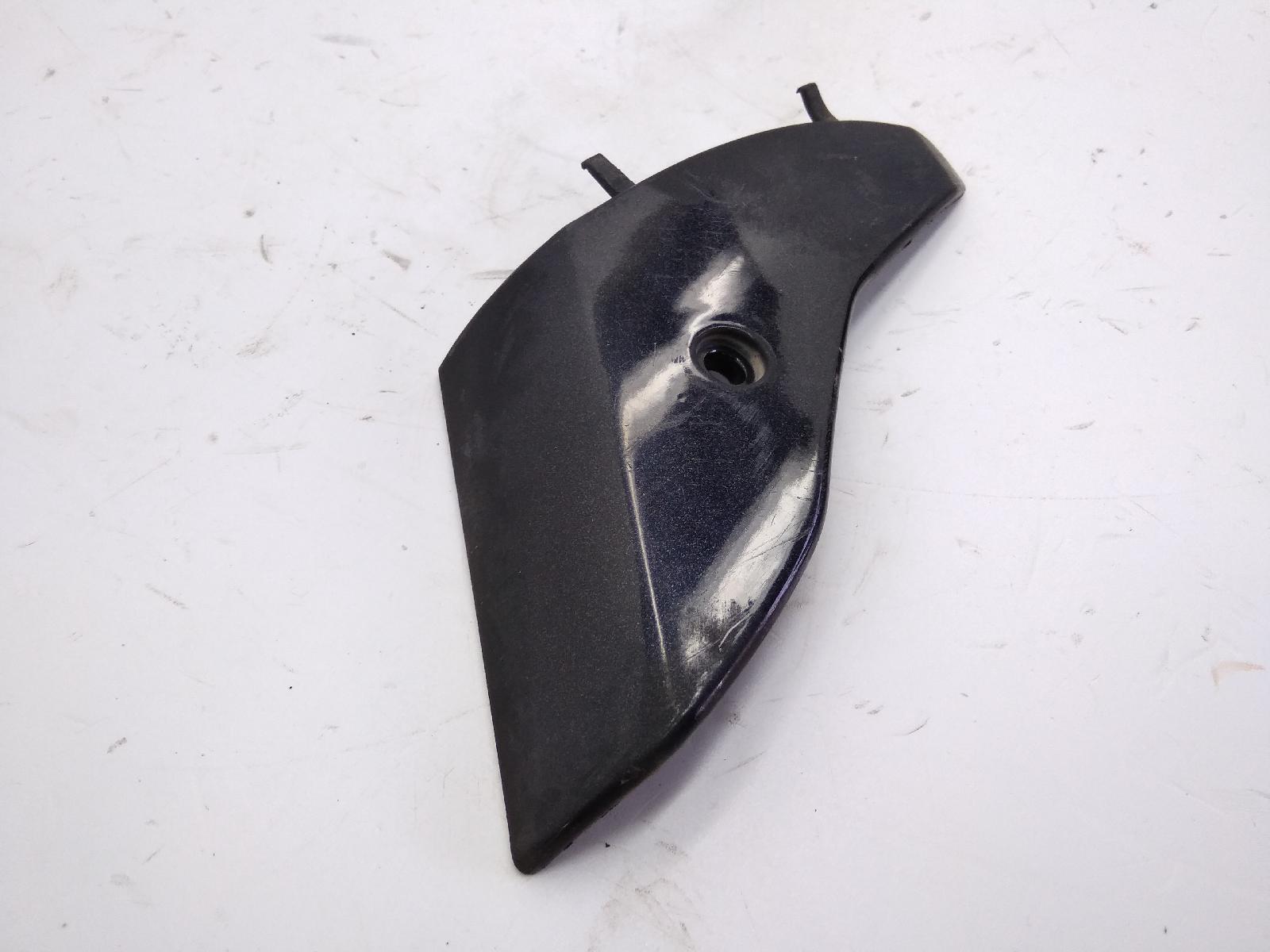 Piaggio vespa lx 4t 50 carena coperchio braccio forcella 2005 2009 c38300