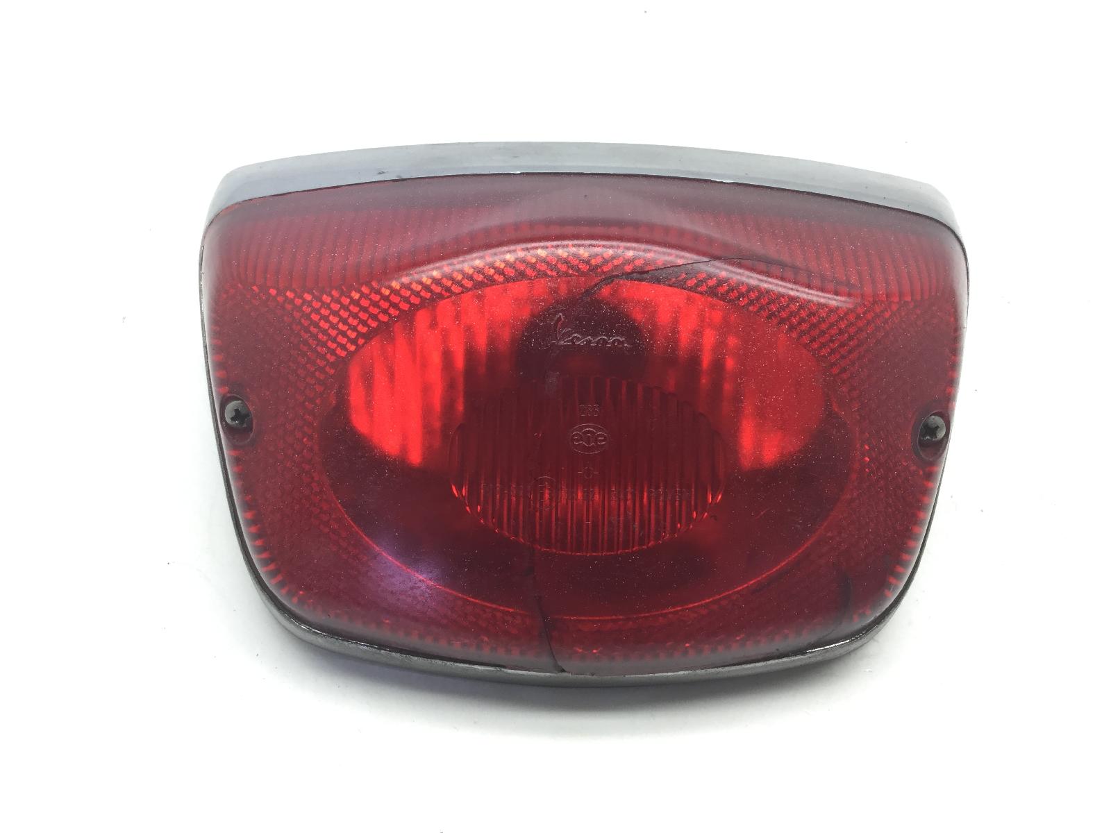 Piaggio vespa lx 4t 50 faro fanale posteriore crepe su gemma 2005 2009 c38300