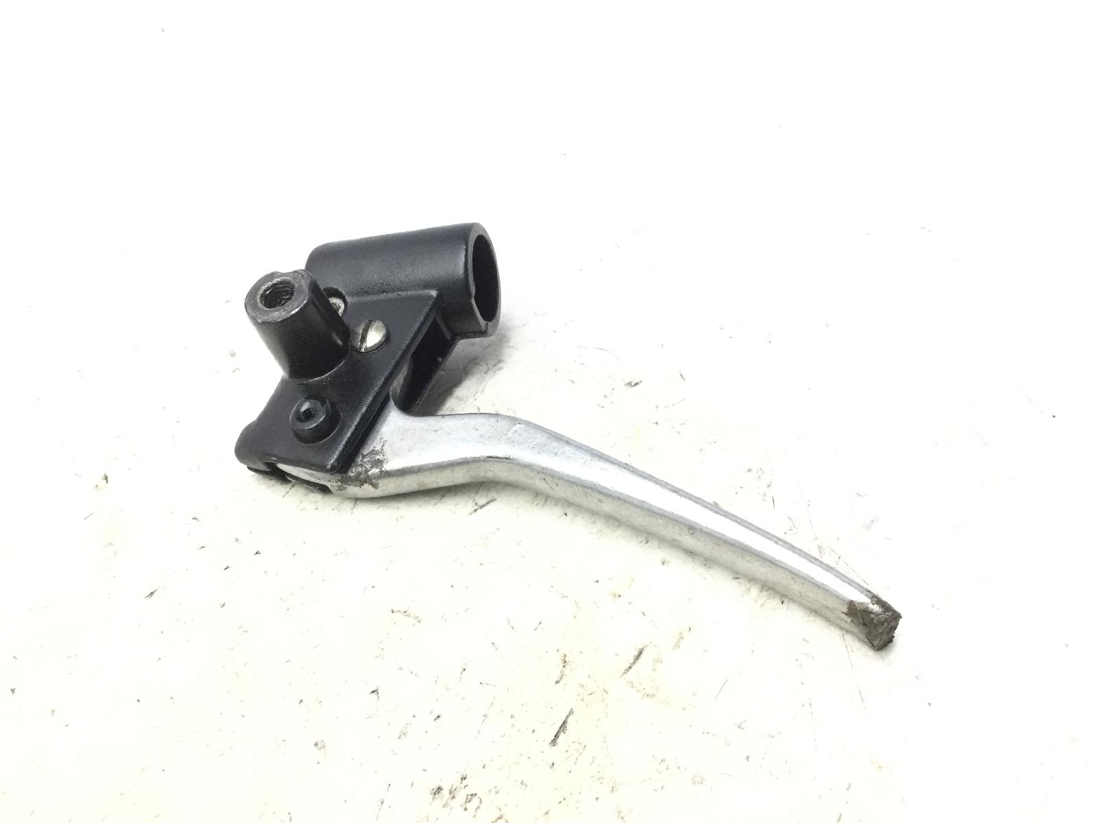 Piaggio vespa lx 4t 50 comando freno posteriore sinistro e leva spezzata 2005 2009 c38300