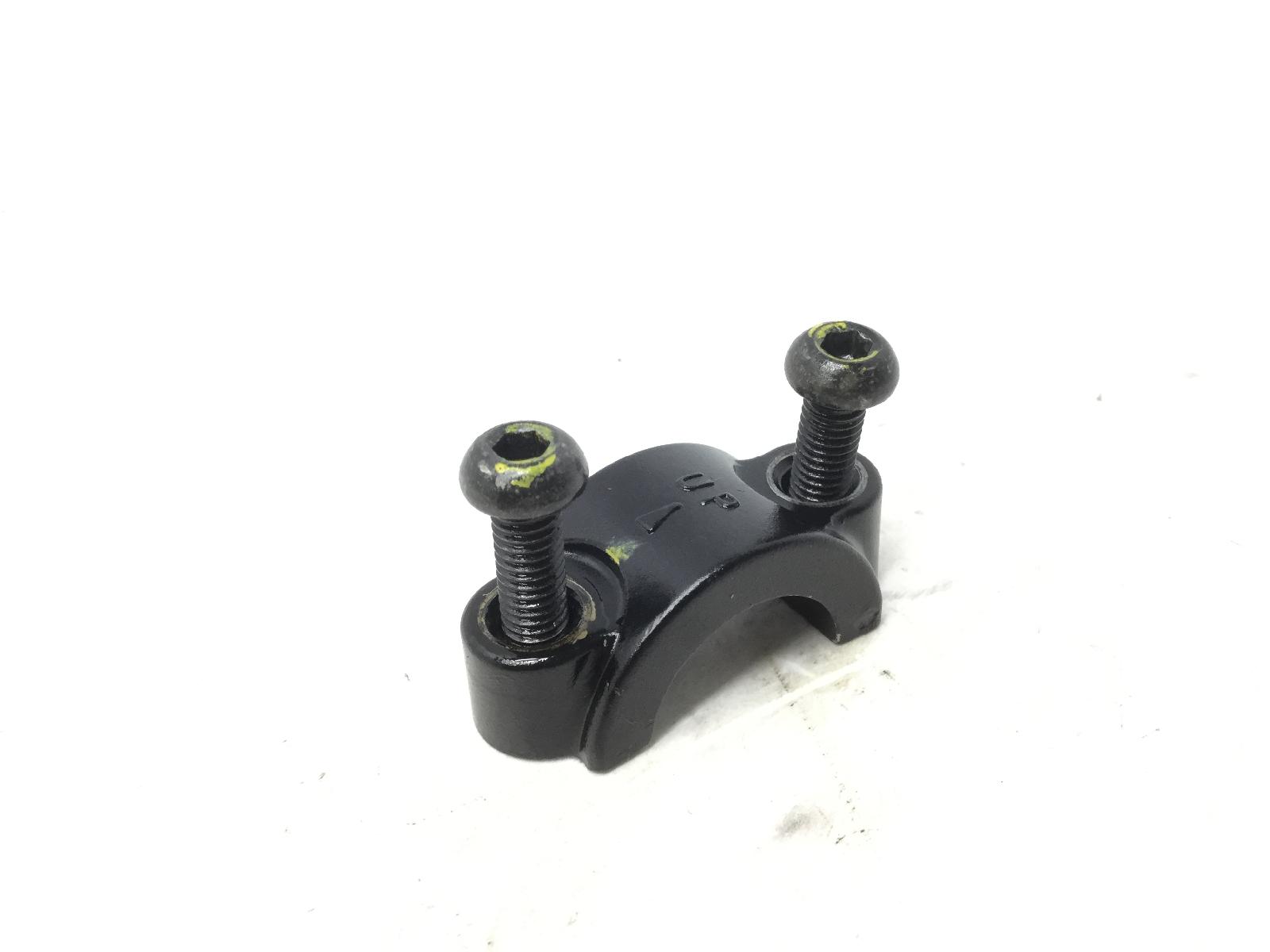 Piaggio vespa lx 4t 50 cavallotto pompa freno anteriore destra 2005 2009 c38300