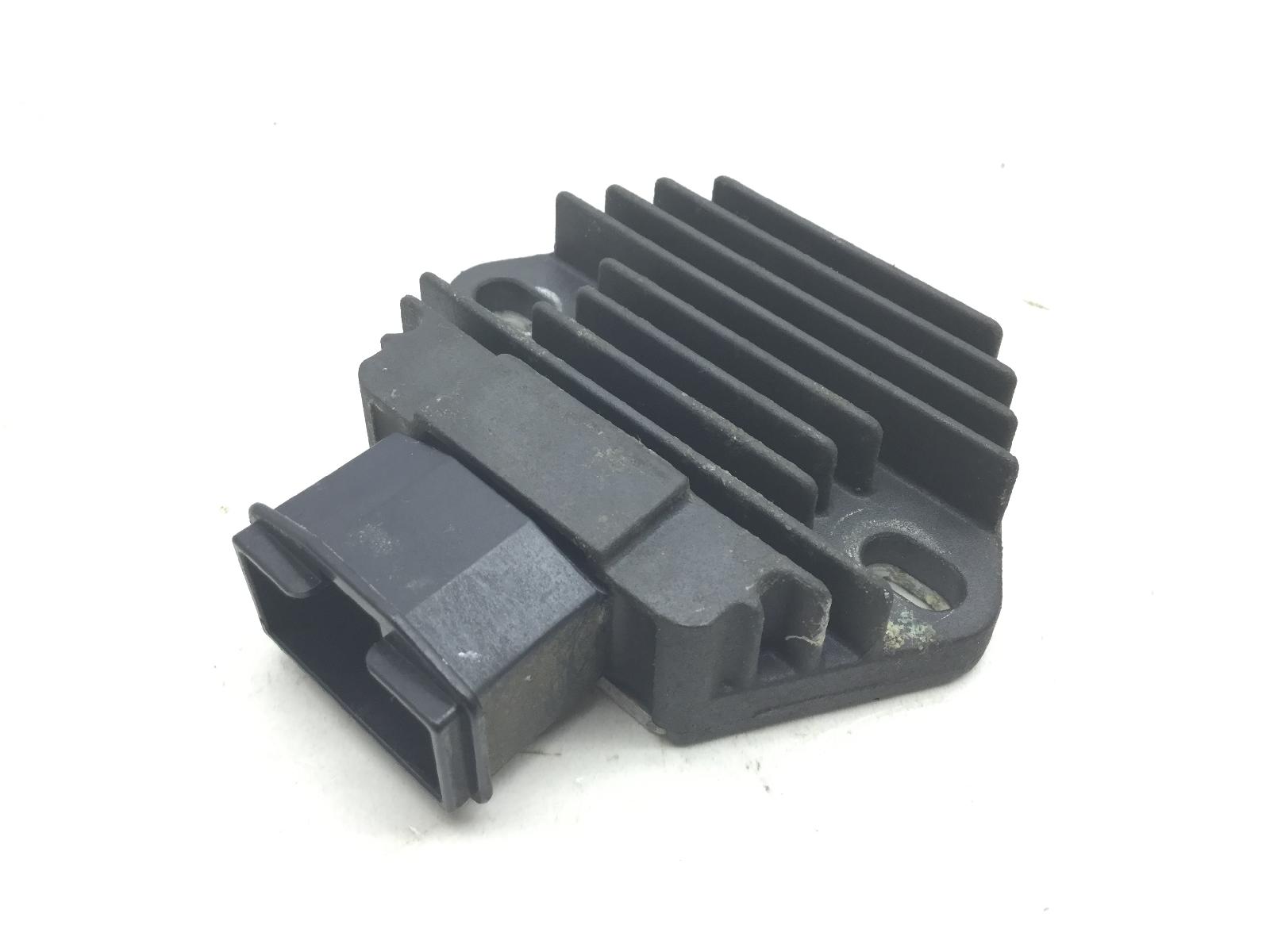 Honda @ chiocciola 150 regolatore di tensione corrente 2000 2002 zdckf03a0yf