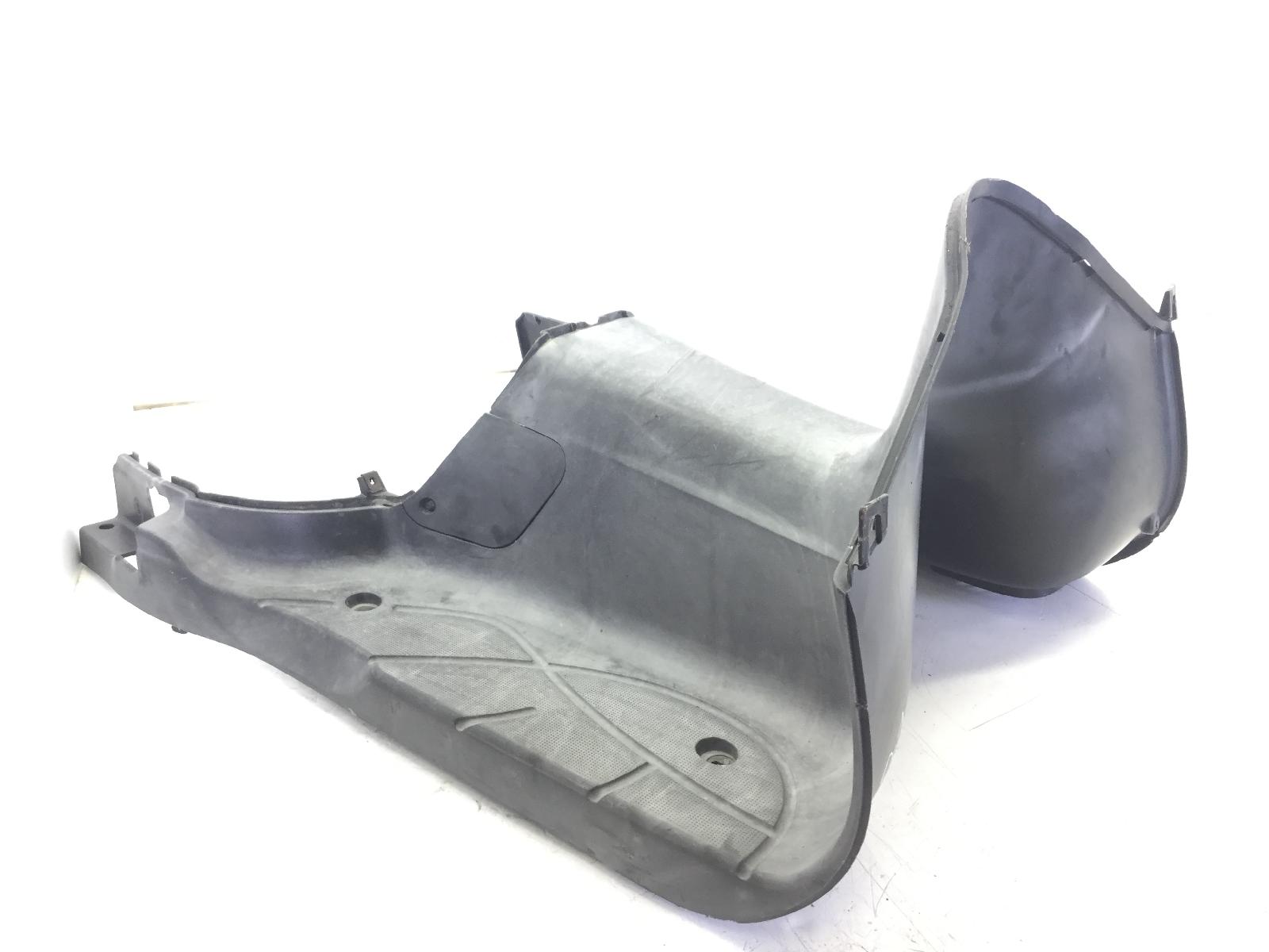 Honda @ chiocciola 150 carena pedana pavimento poggiapiedi 2000 2002 zdckf03b03f
