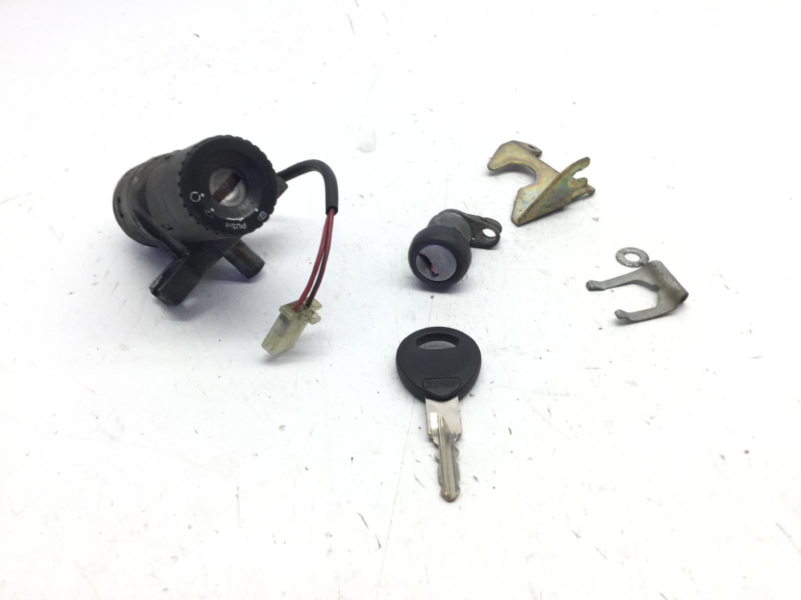 Honda @ chiocciola 150 blocchetto accenisone serratura e chiave 2000 2002 zdckf03a