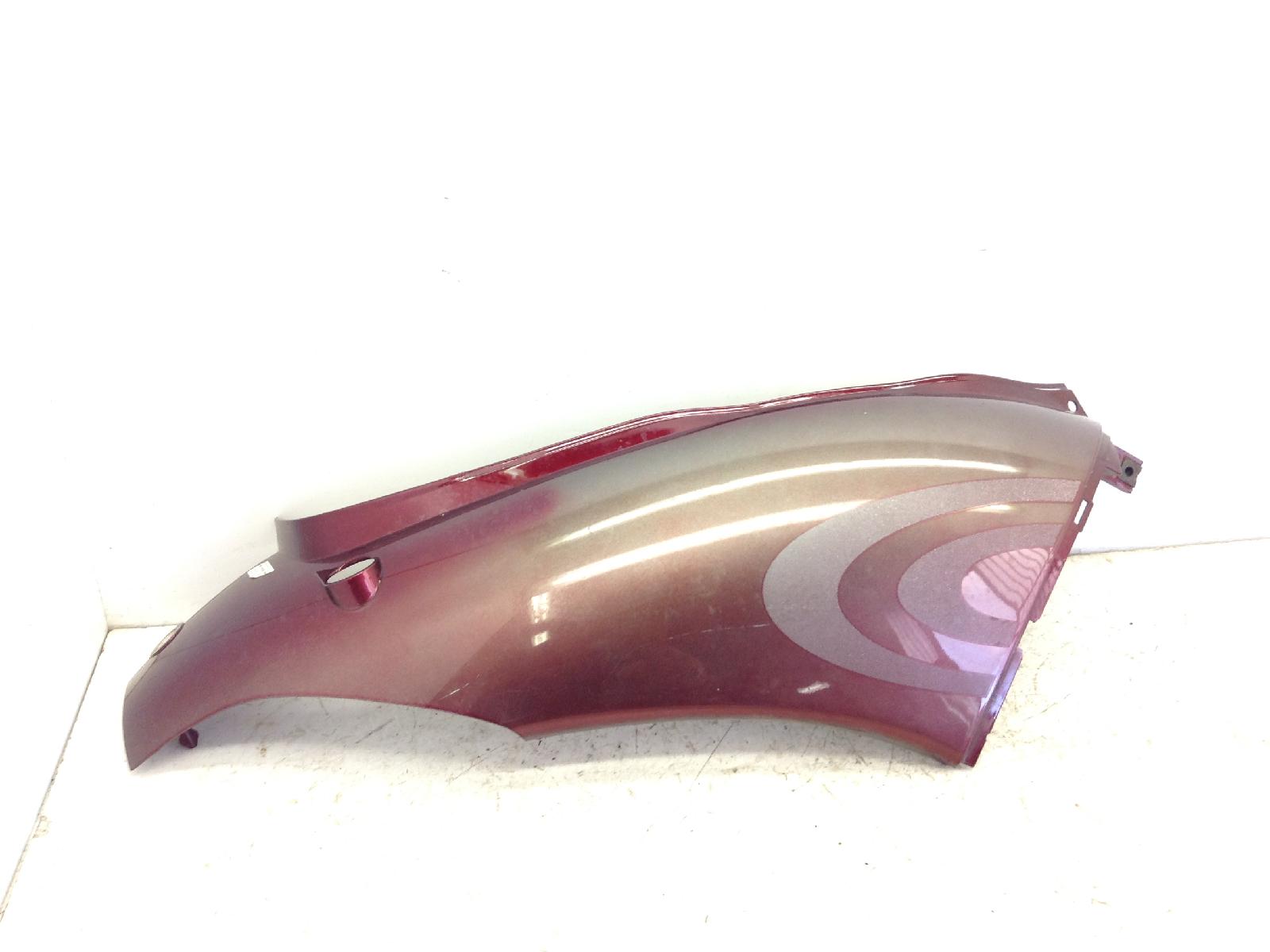 Honda @ chiocciola 150 carena fiancata posteriore destra - attacchi rotti 2000 2002 zdckf03a