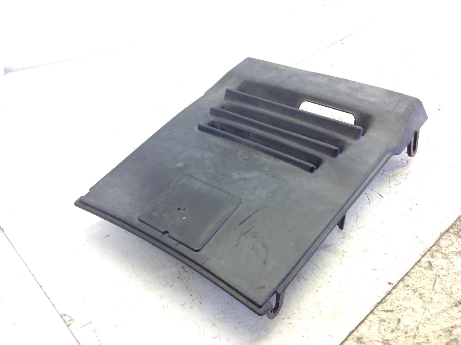 Honda @ chiocciola 150 carena chiglia sottopedana sottopavimento 2000 2002 zdckf03a