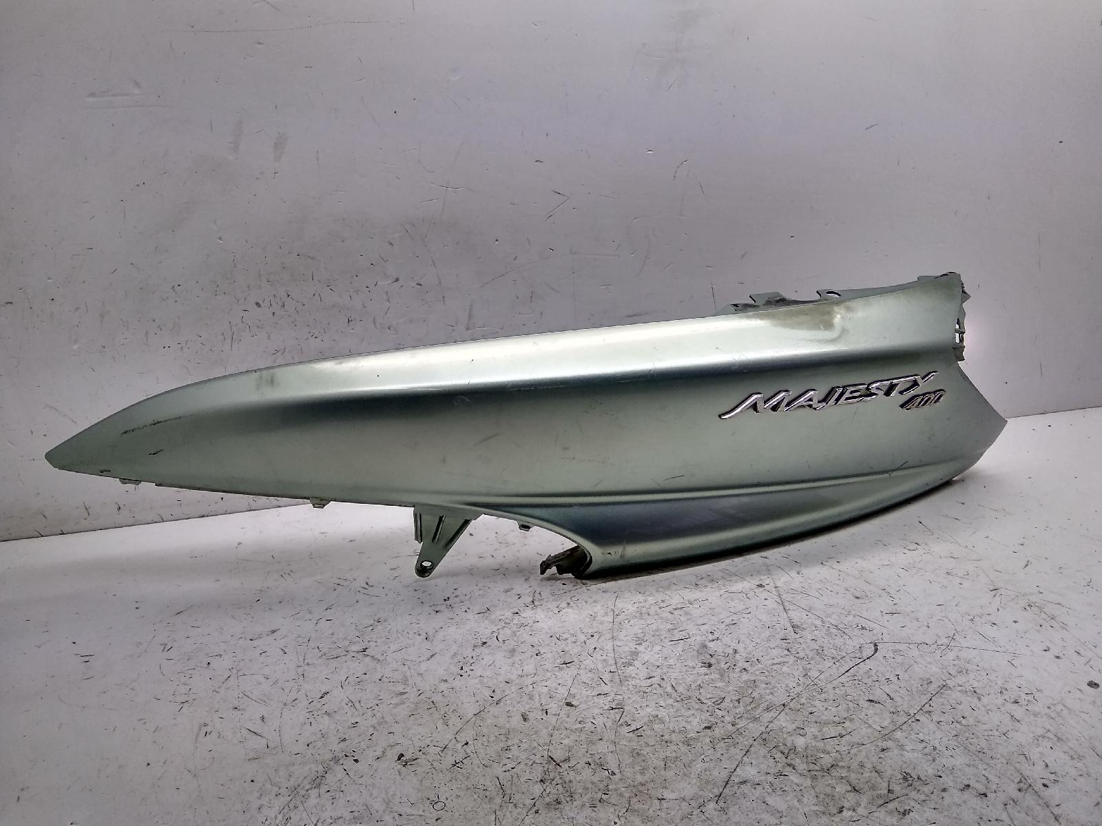 Yamaha majesty yp 400 carena fiancata posteriore sinistra - piolo rotto 2006 2006 sh025