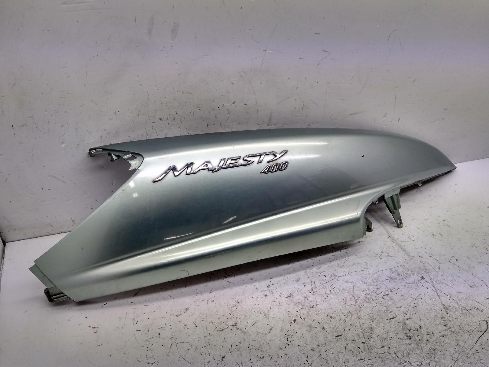 Yamaha majesty yp 400 carena fiancata posteriore destra aletta e piolo rott 2006 2006 sh025