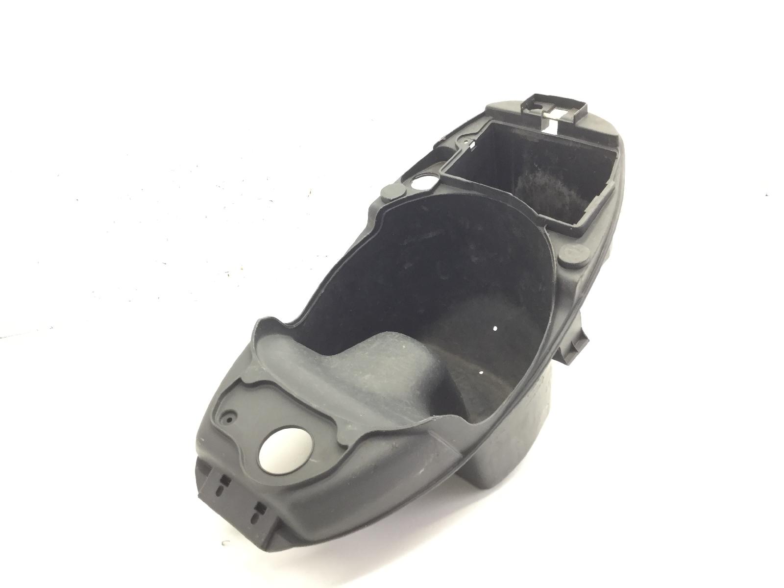 Piaggio liberty moc euro 3 150 carena vano sottosella 2009 2013 m67200