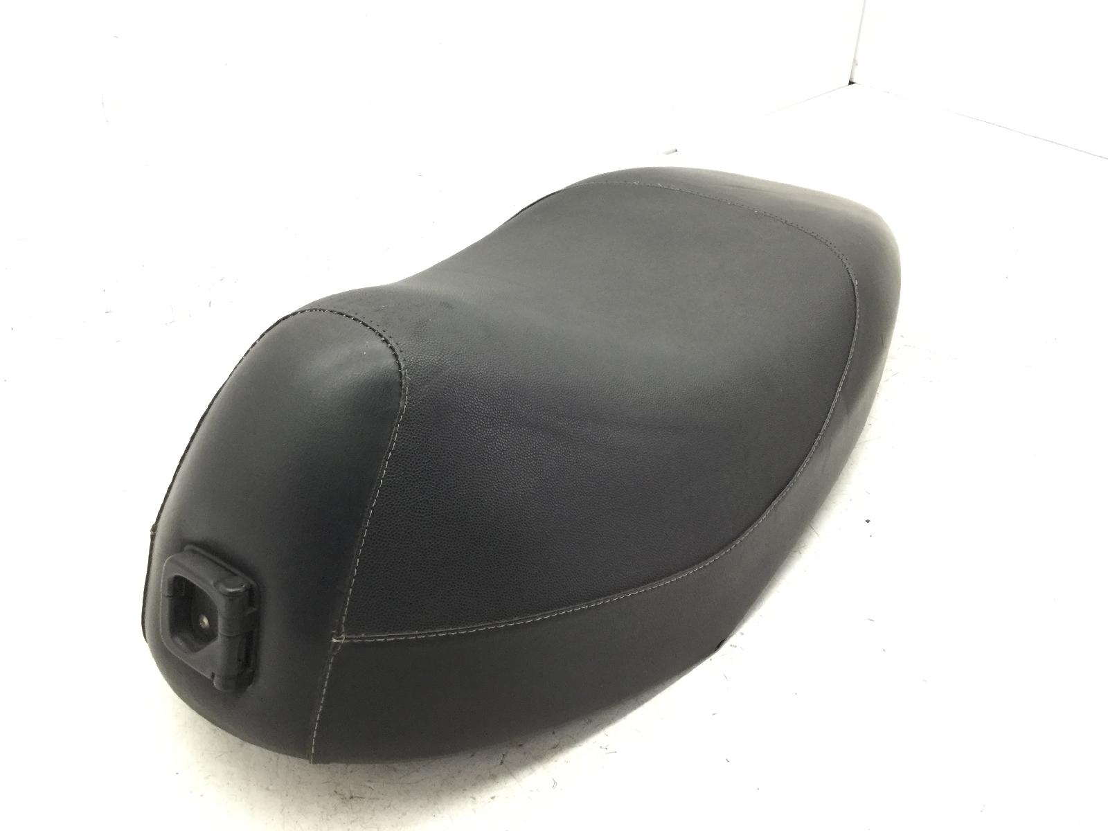 Malaguti ciak euro 2 150 sella saddle * piccoli strappi su fodera 2003 2003 600000