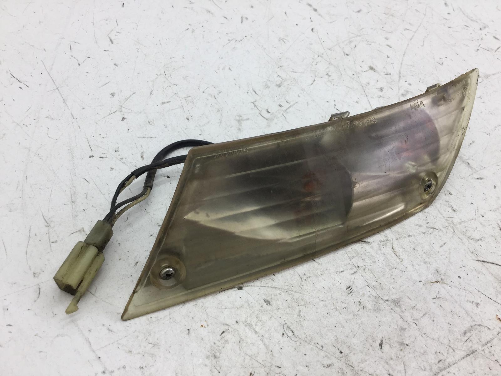 Piaggio zip 4t 50 freccia posteriore sinistra ingiallita 2000 2005 c25000