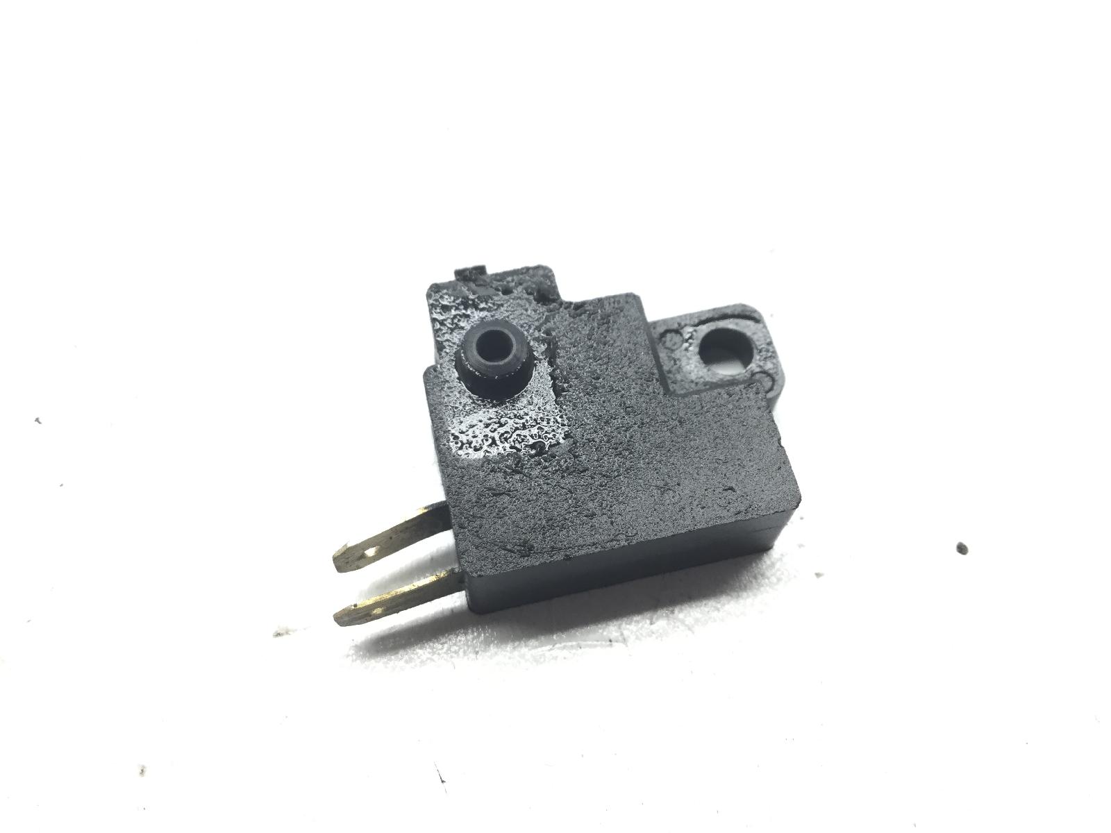 Kymco agility r16 150 sensore microstop pompa freno anteriore destra 2008 2009 c30000