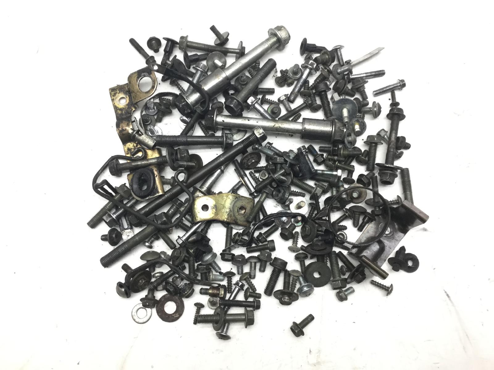 Suzuki burgman an 250 kit viti e bulloni assortiti telaio 1998 1999 an111
