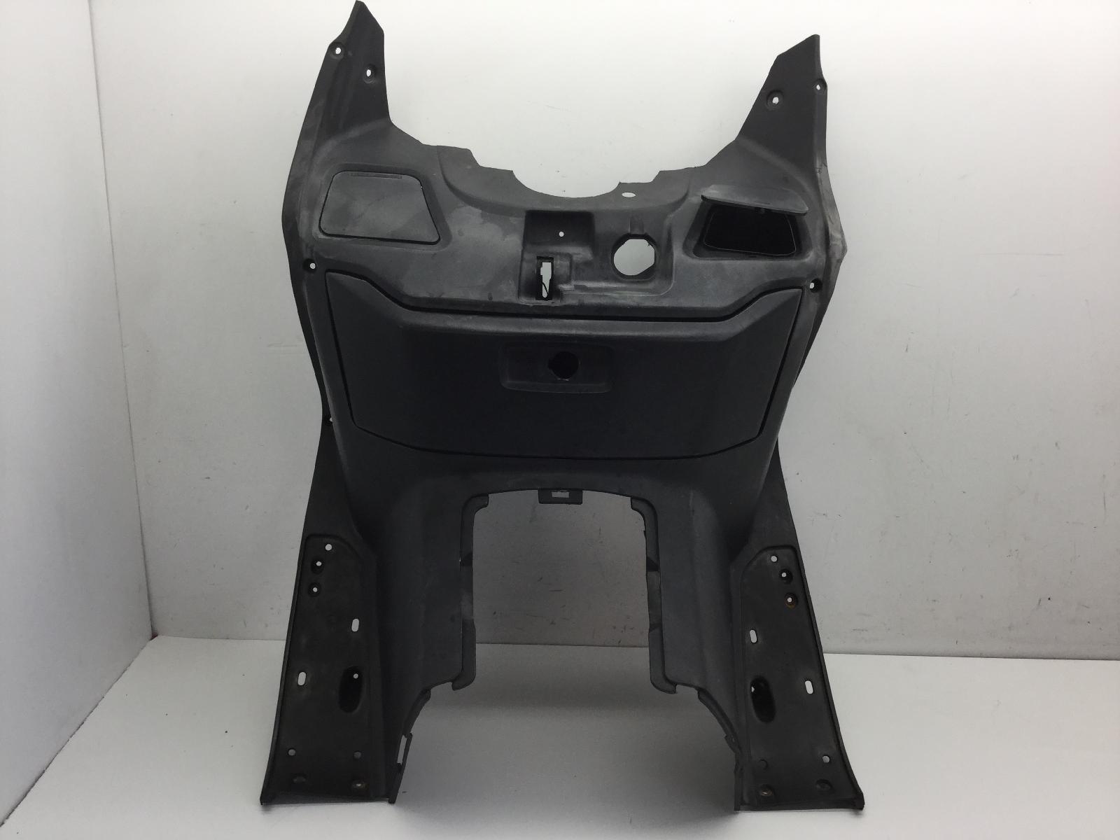 Suzuki burgman an 250 carena controscudo retroscudo con 2 alette rotte 1999 2000 an131