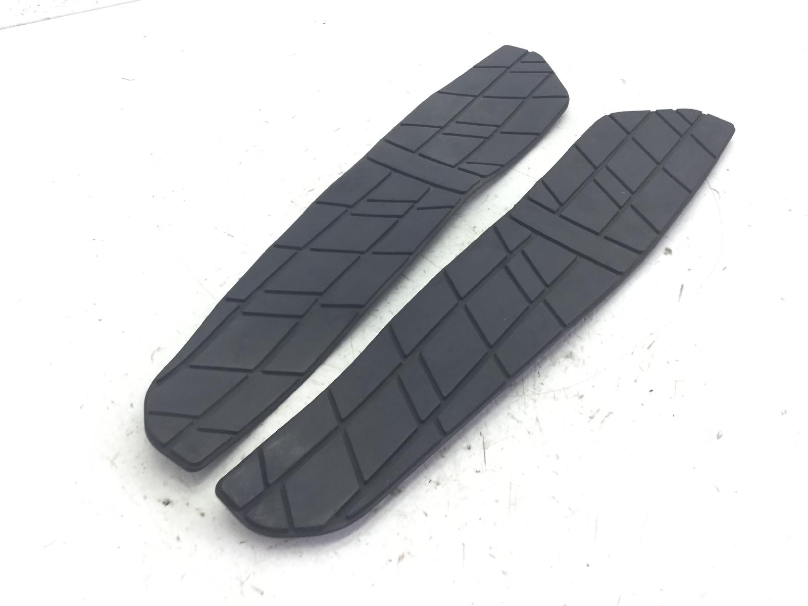 Suzuki burgman an 250 coppia tappetini pedana pavimento poggiapiedi 1999 2000 an131