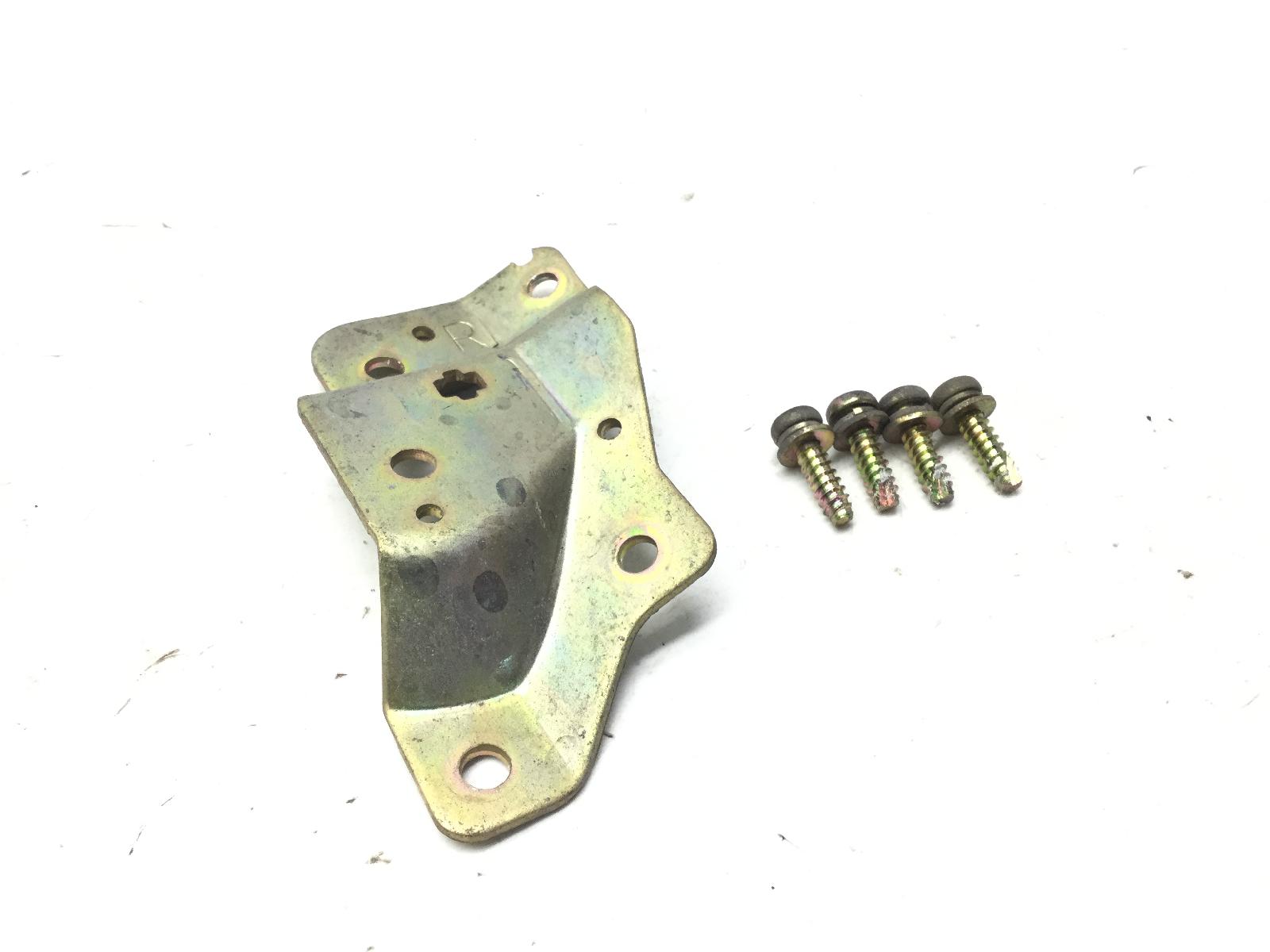 Suzuki burgman an 250 staffa supporto freccia destra faro fanale anteriore 1999 2000 an131