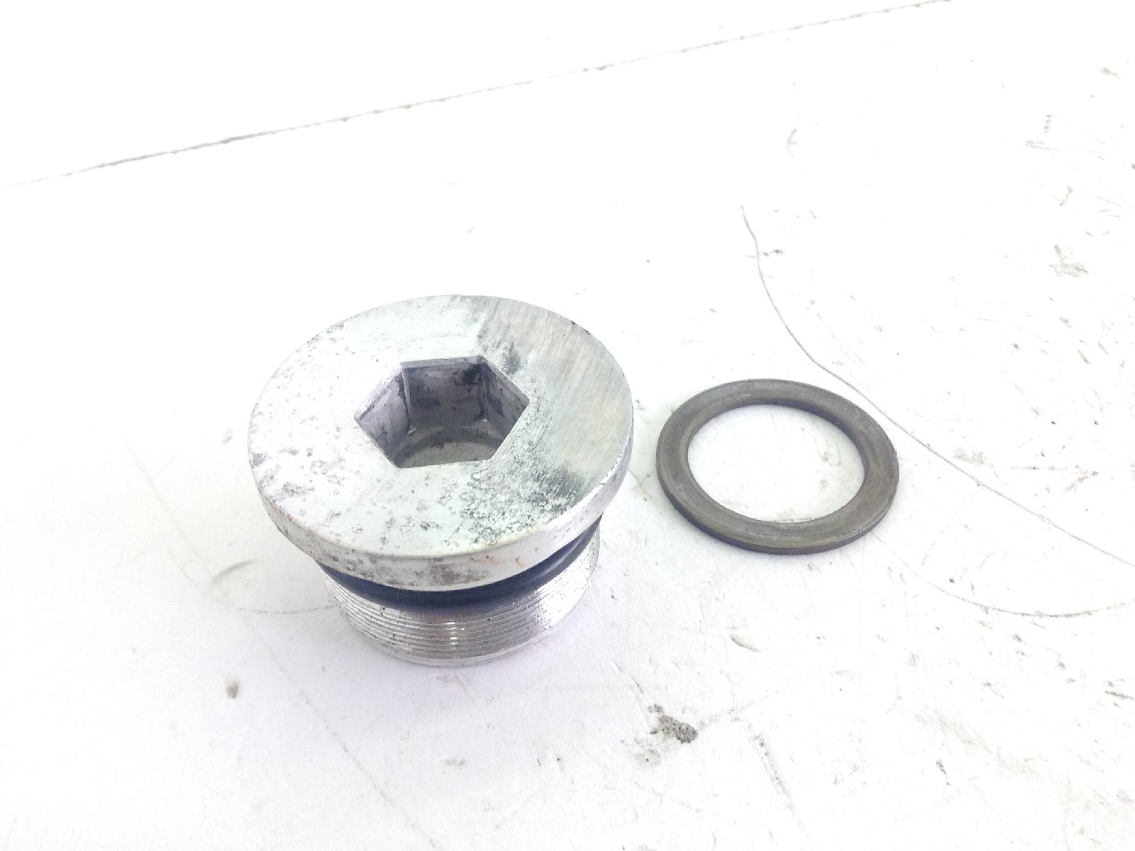 Tappo e rondella stelo forcelle anteriori suzuki burgman an 250 1999 2000 an131