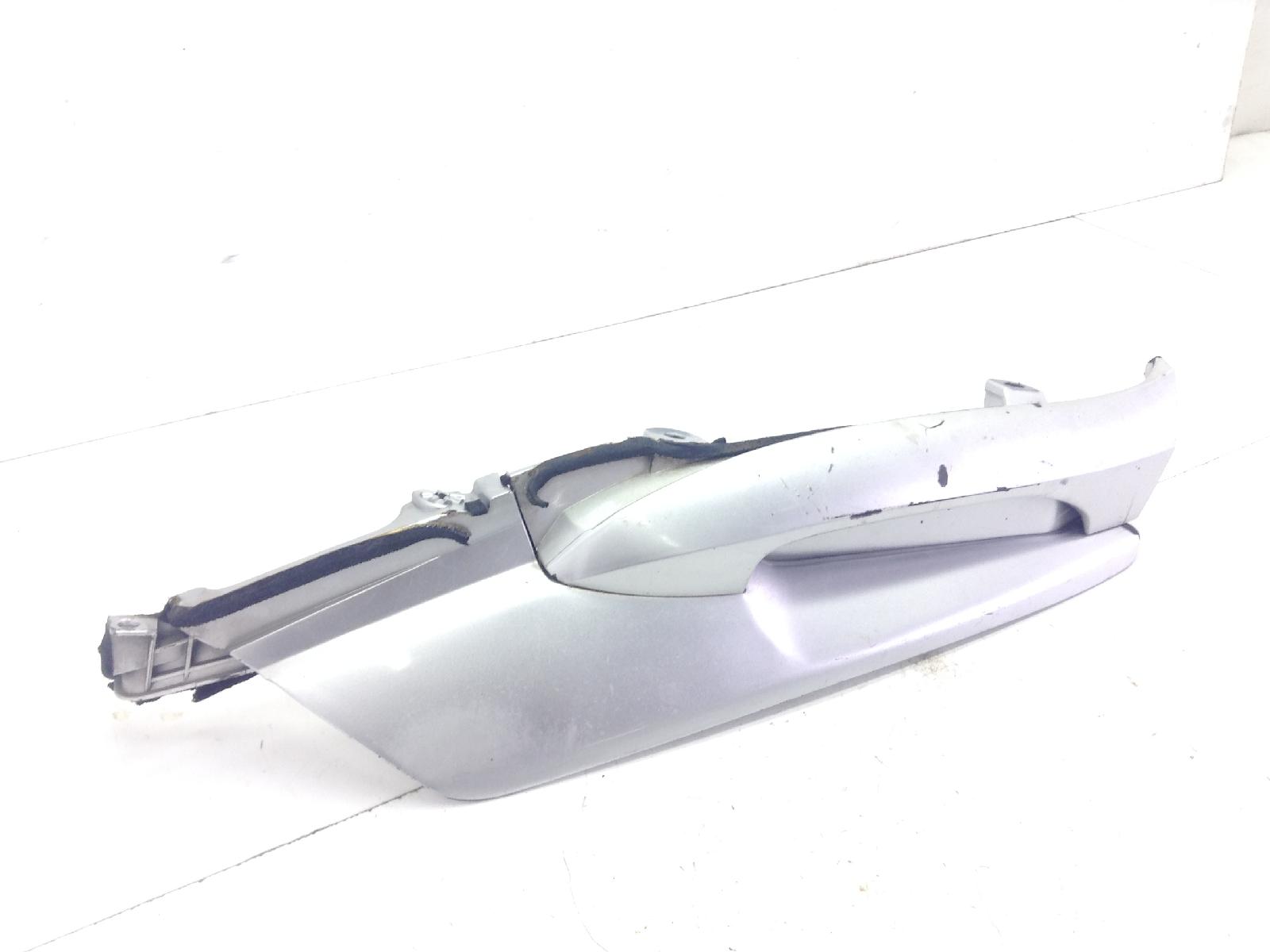 Maniglia posteriore sinistra suzuki burgman an 250 1999 2000 an131