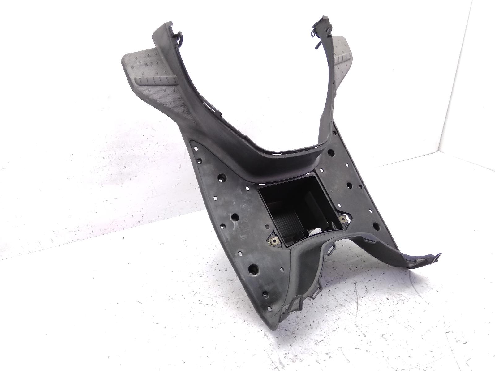 Aprilia scarabeo light 200 carena pedana poggiapiedi pavimento 2008 2008 rbe00