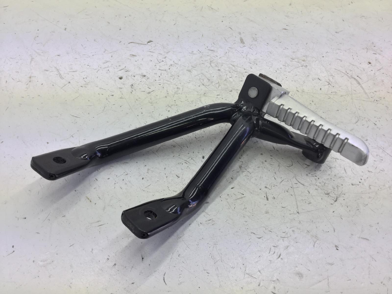 Kymco k-pipe 125 pedana posteriore destra + supporto 2012 2013 b31000