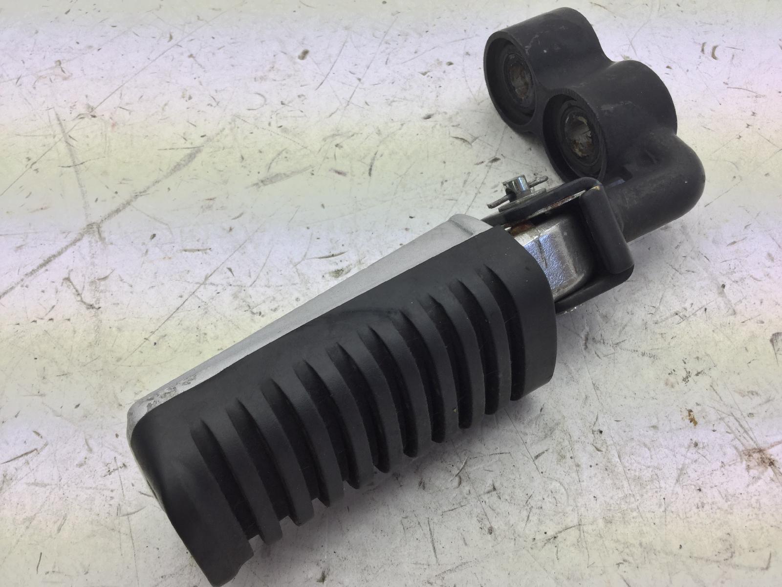 Kymco k-pipe 125 pedana anteriore destra + supporto 2012 2013 b31000