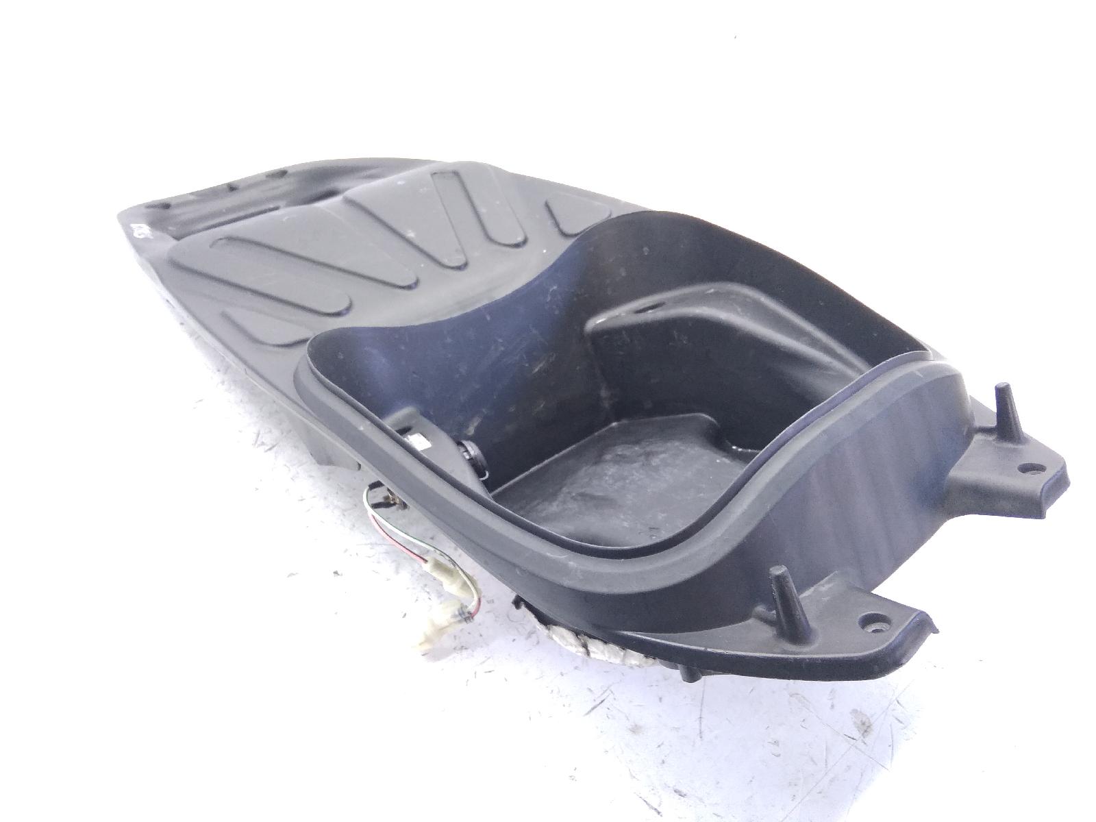 Kymco people gti 200 carena vano sottosella 2010 2010 v42000