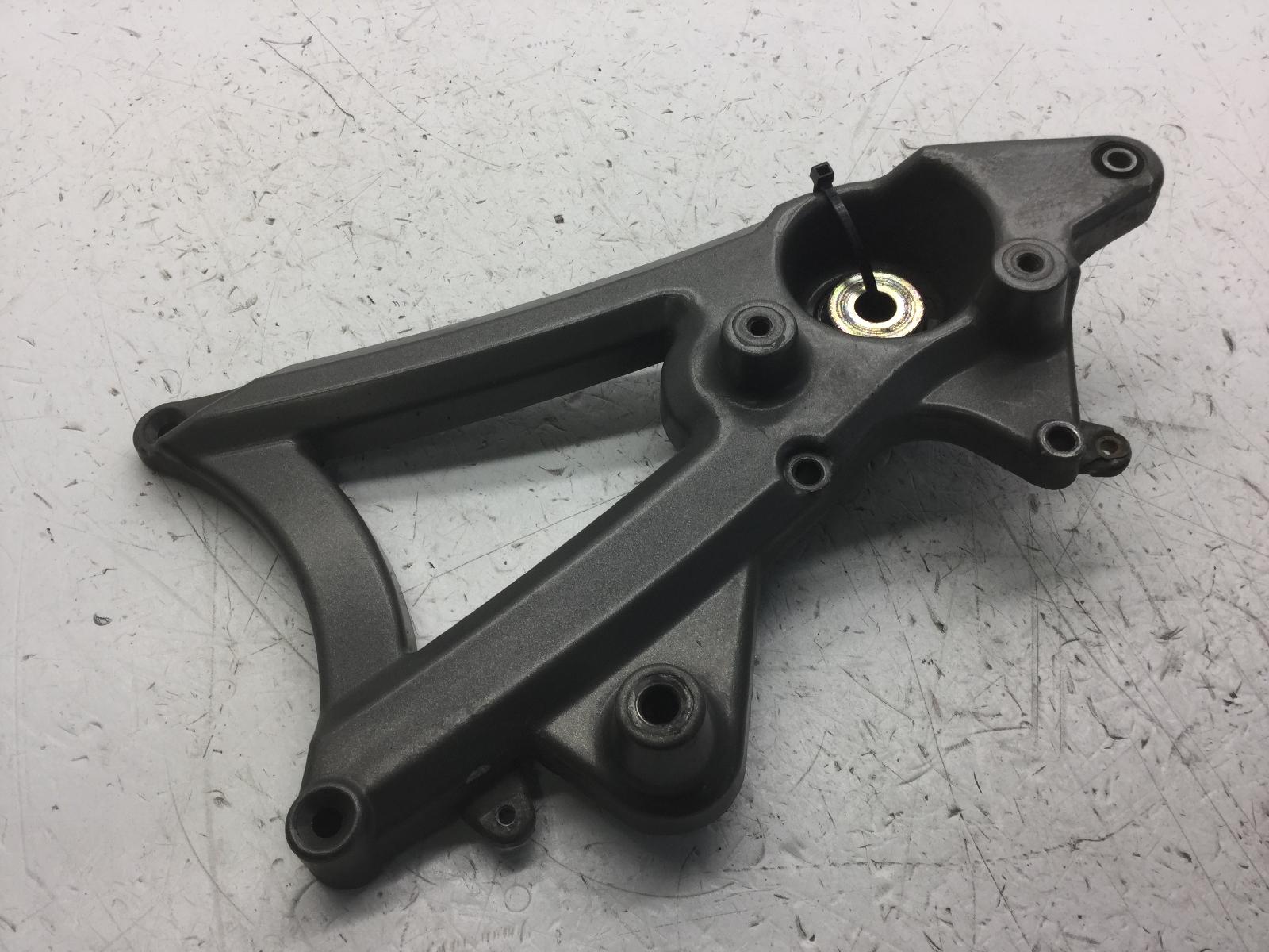 Malaguti phantom max 125 staffa supporto scarico marmitta 2003 2004 660102