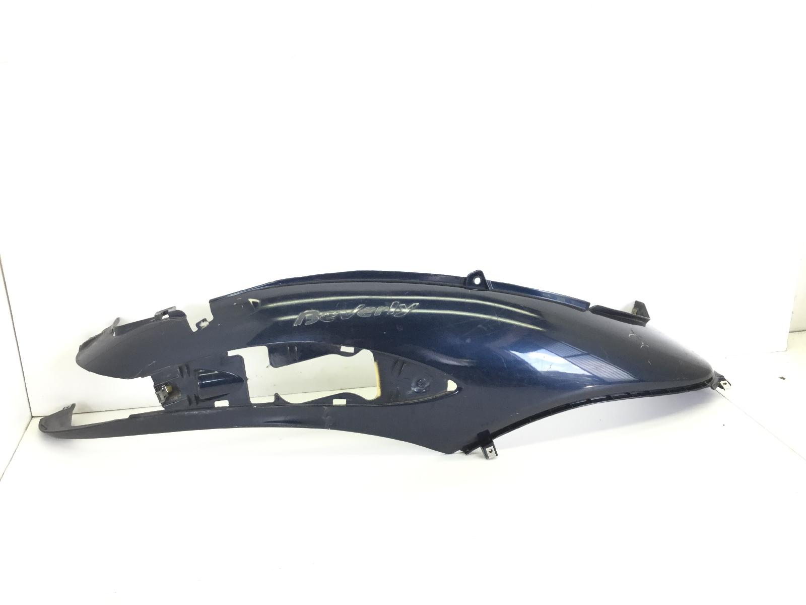 Piaggio beverly e3 400 carena fiancata posteriore detra - aletta rotta 2006 2007 m34300