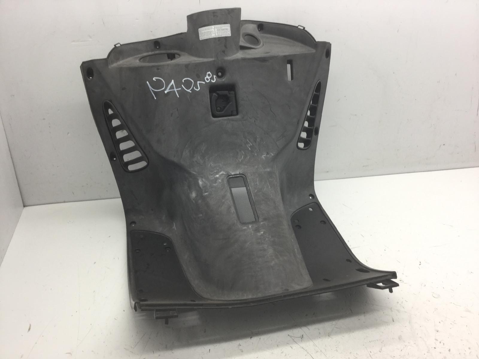 Kymco grand dink 250 carena controscudo retroscudo con 1 aletta rotta 2003 2004 s41011