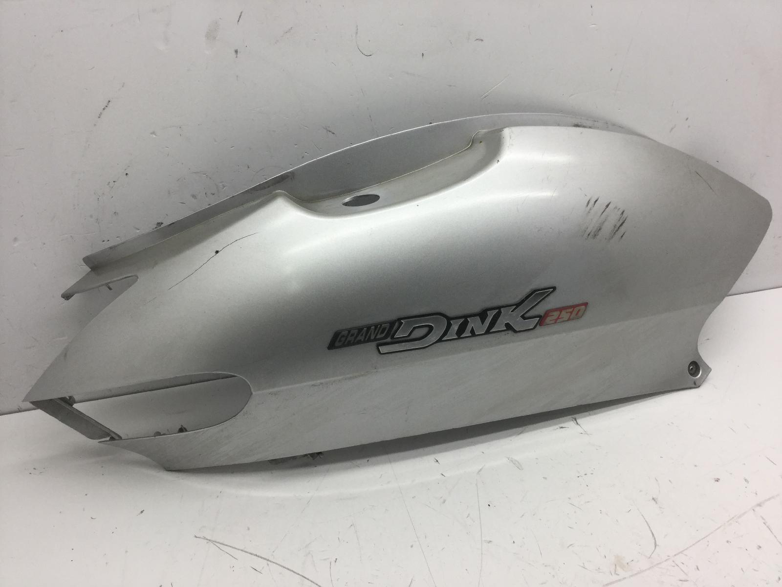 Kymco grand dink 250 carena fiancata posteriore destra 2003 2004 s41011