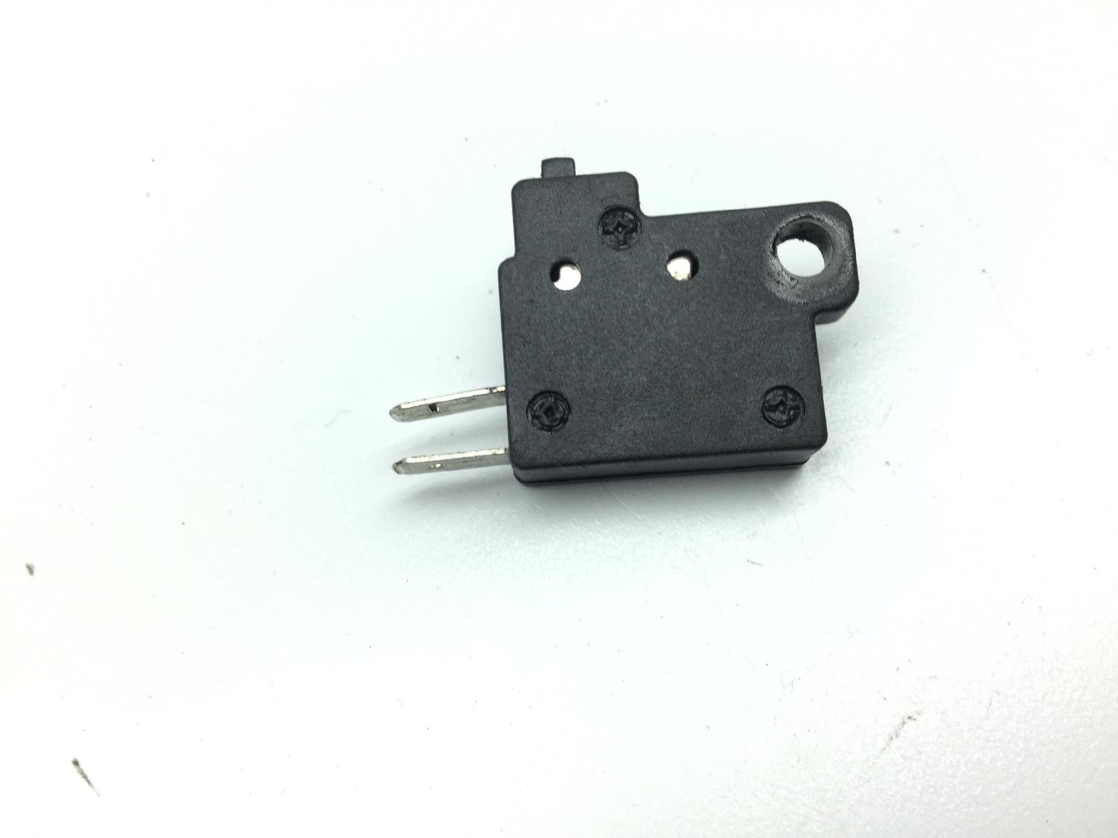 Kymco grand dink 250 sensore pulsante stop microstop freno posteriore 2003 2004 s41011