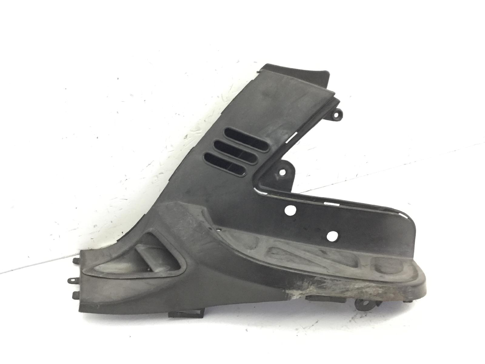 Kymco grand dink 250 carena pedana poggiapiede posteriore sinistra - crepa 2003 2004 s41011