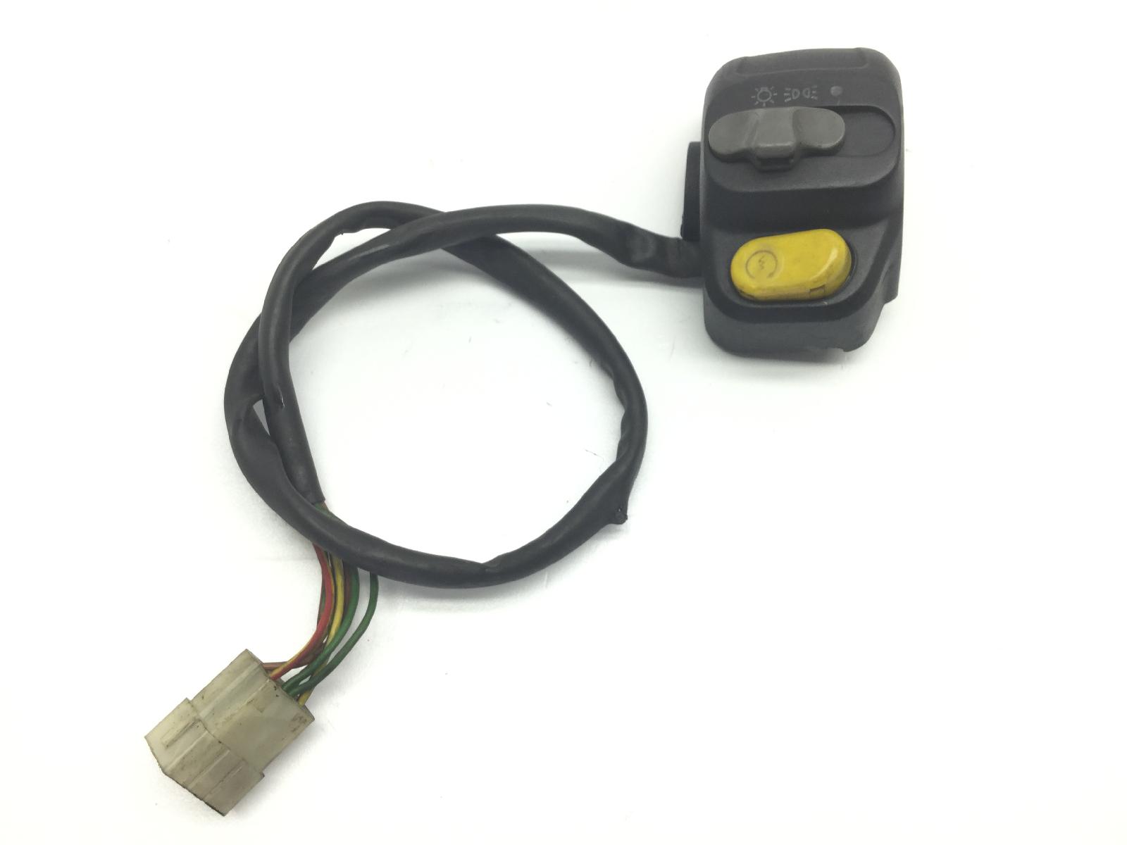 Aprilia scarabeo mot yamaha 100 devio commutatore destro accensione 2000 2000 re00