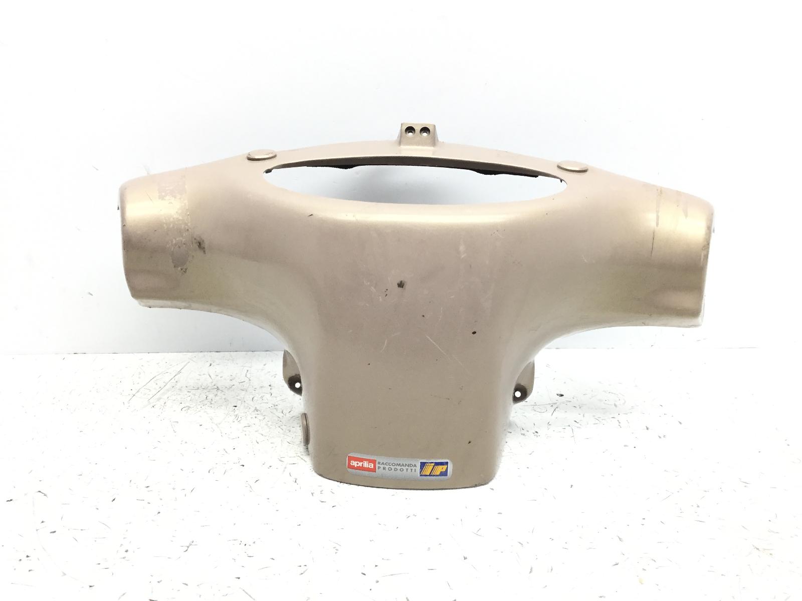 Aprilia scarabeo mot yamaha 100 carena manubrio posteriore attacco rotto 2000 2000 re00