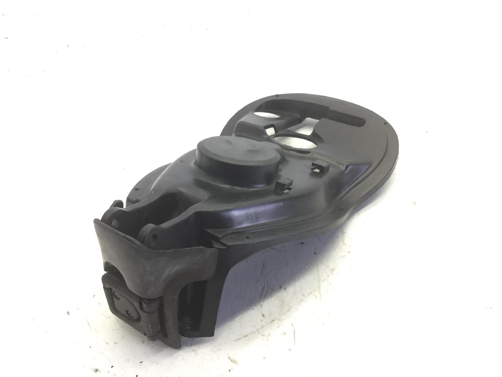 Aprilia scarabeo mot yamaha 100 carena vano sottosella 2000 2000 re00