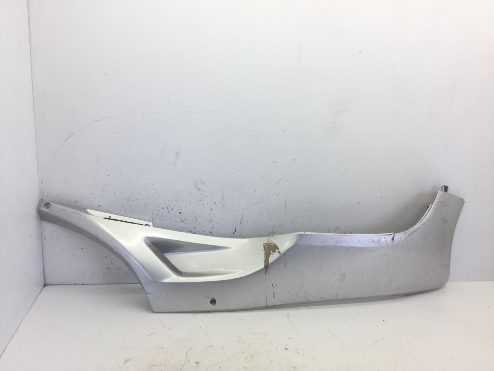 Honda jazz 250 carena sottopedana destra - crepa 2001 2001 zdcmf07a01f