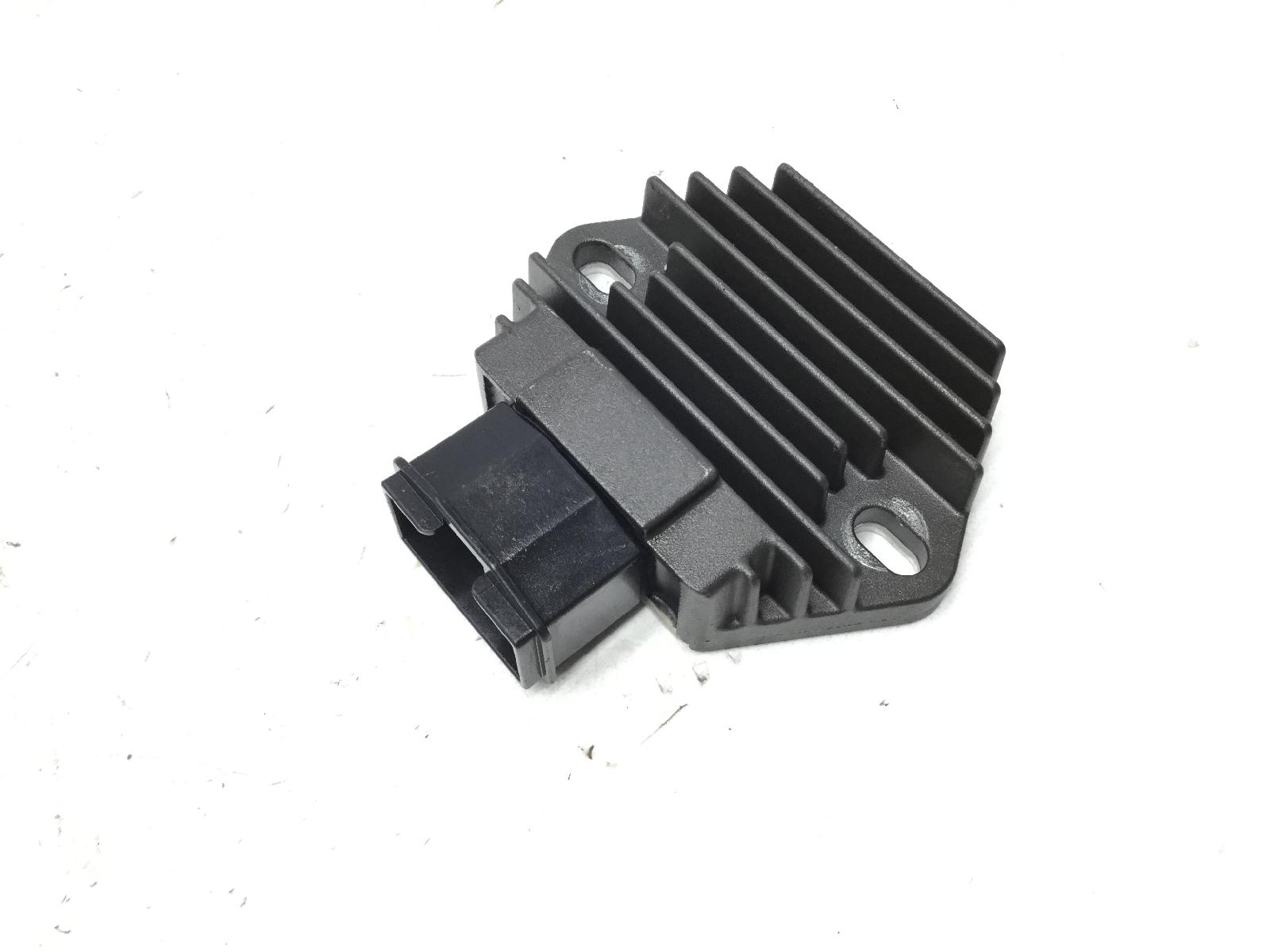 Honda jazz 250 regolatore di tensione 2001 2001 zdcmf07a01f