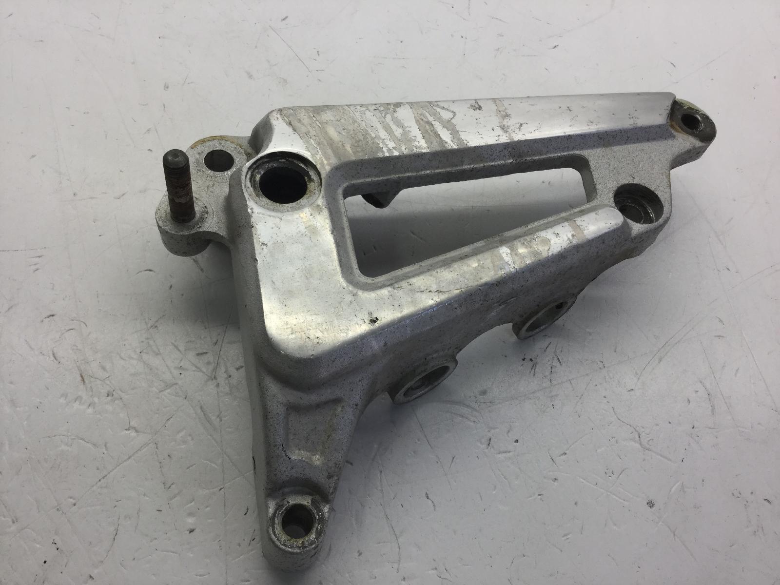 Yamaha xv special 500 supporto staffa pedana posteriore destra 1988 1988 26r012373