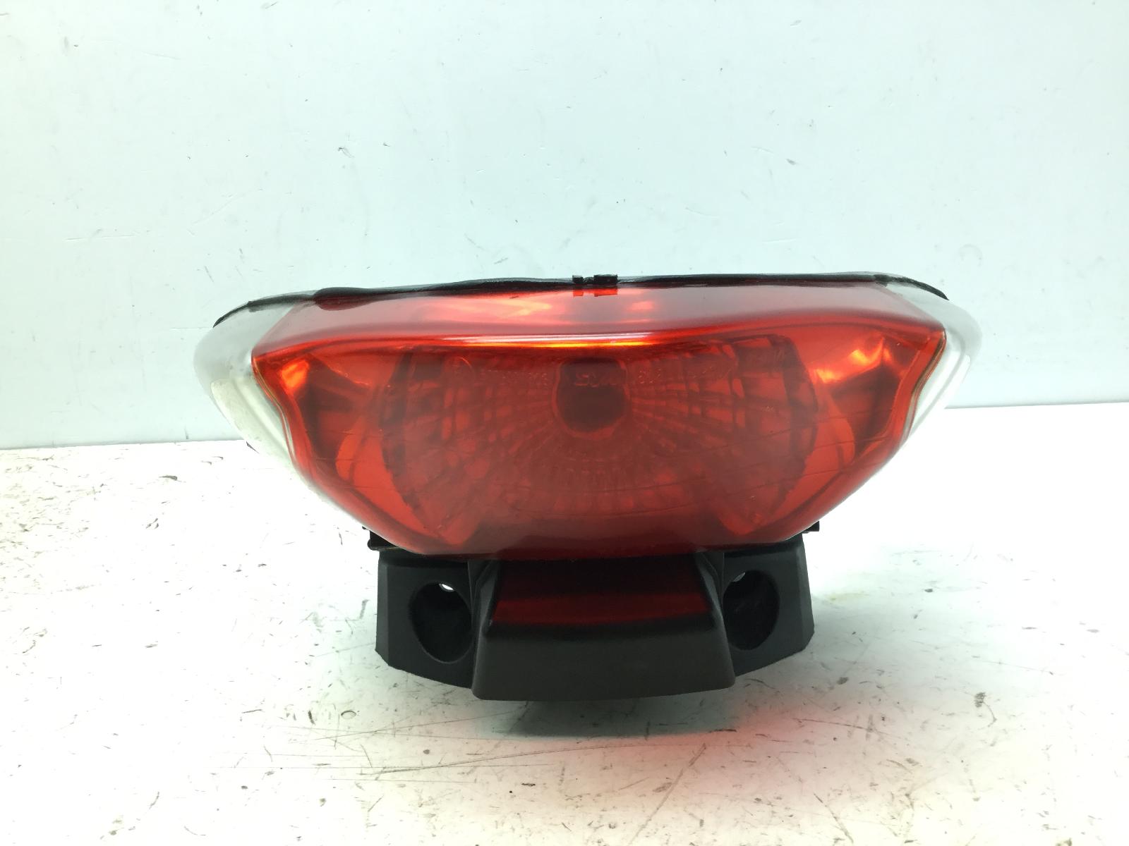 Sym hd evo i e3 200 faro fanale stop posteriore e luce targa 2010 2012 lh18wy9s
