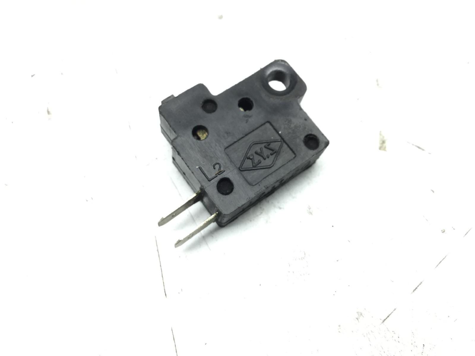 Kymco people s i 200 sensore pulsante stop freno posteriore sinistro 2007 2009 d12000