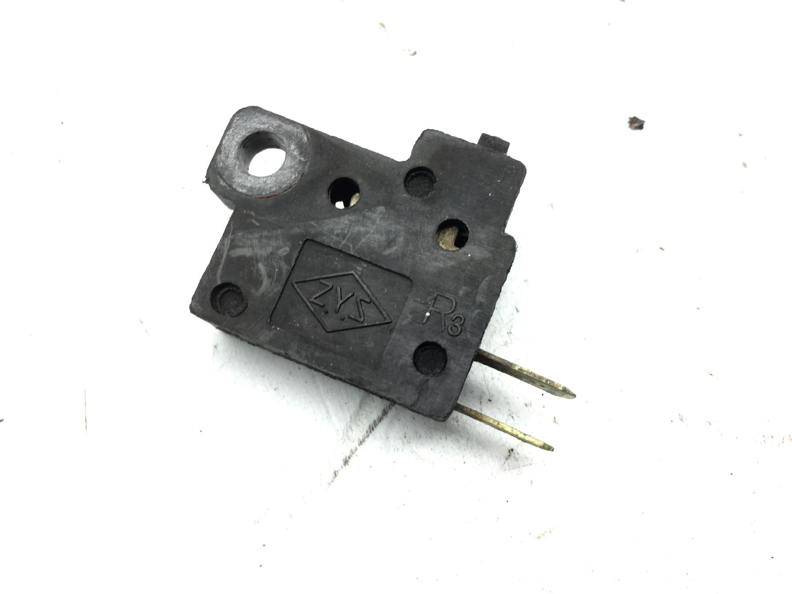 Kymco people s i 200 sensore pulsante stop freno anteriore destro 2007 2009 d12000