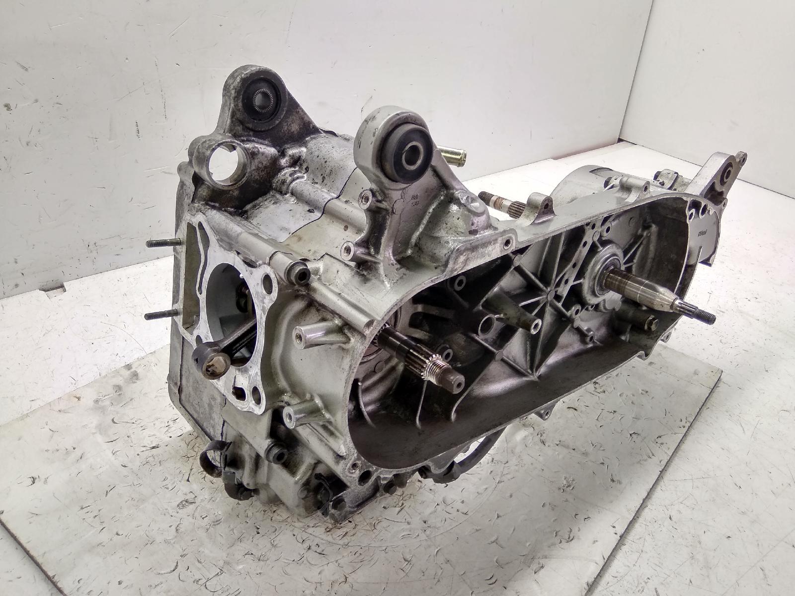 Suzuki burgman 150 carter motore + albero e ingranaggi mod: g414 2002 2002 br111