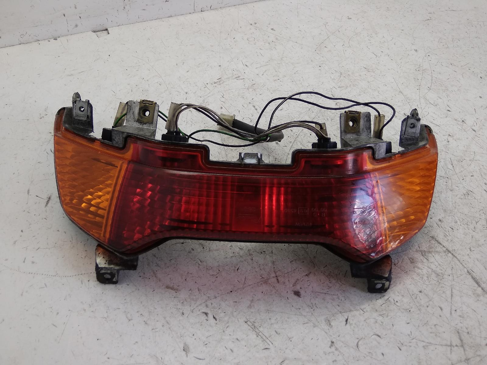Suzuki burgman 150 faro fanale frecce posteriore con aletta rotta 2002 2002 br111
