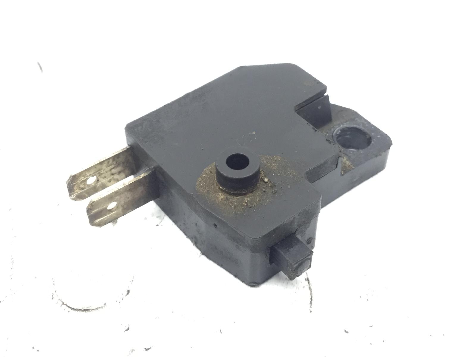 Suzuki burgman 150 sensore stop microstop freno posteriore sinistroq 2002 2002 br111